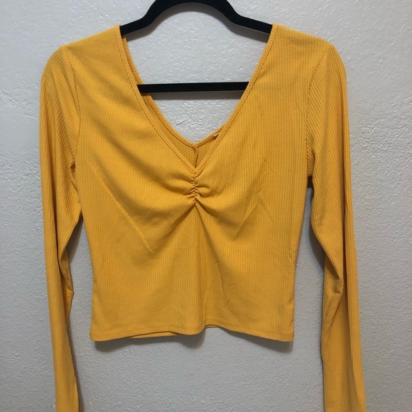 Pacsun yellow synched top - Picture 2 of 2